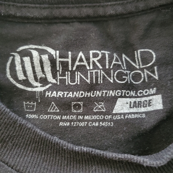 Hart and Huntington T-shirt - Picture 2 of 2